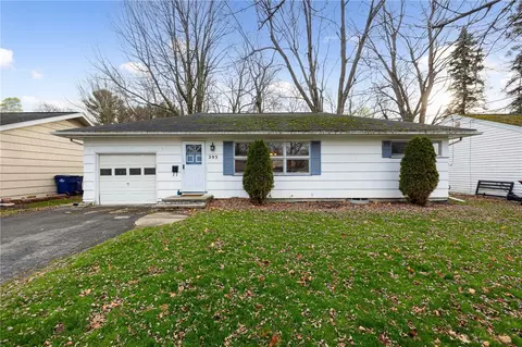 293 Ransford Ave, Irondequoit, NY 14622