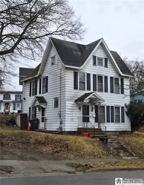 174 S Main St, Jamestown, NY 14701