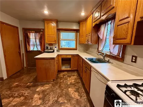 17 E Benton St, Dunkirk, NY 14048 photo 6