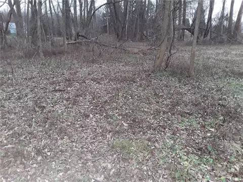 6390 Laurel Dr, Sodus, NY 14551