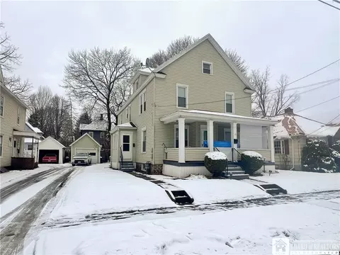 35 Chapman St, Jamestown, NY 14701