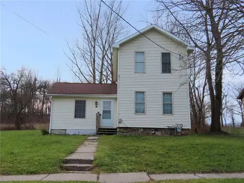 9 Maple Ave, Mentz, NY 13140