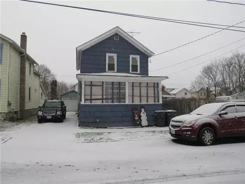 38 Shuler St, Lyons, NY 14489