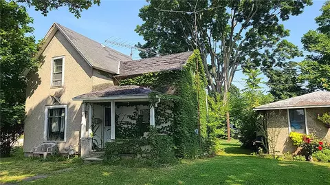 4 Center St, Nunda, NY 14517