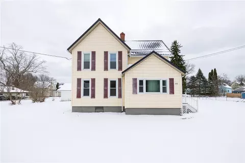 6218 Knickerbocker Rd, Ontario, NY 14519