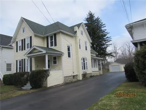 112 Summit St, Batavia, NY 14020