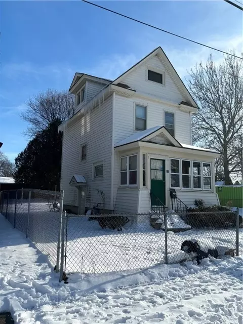 18 Vista St, Auburn, NY 13021