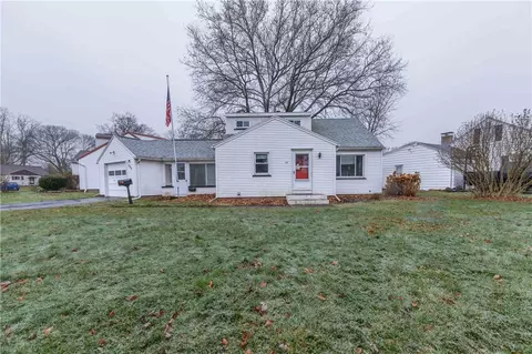 137 Legion Cir, Greece, NY 14616