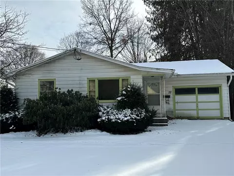 22 Hale St, Norwich, NY 13815