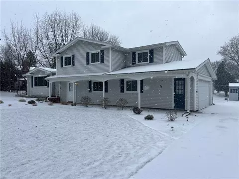 78 Wedgewood Dr, Penfield, NY 14526