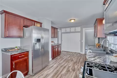 109 Legran Rd, Irondequoit, NY 14617 photo 18