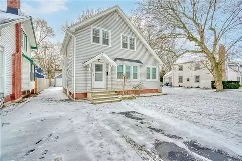 109 Legran Rd, Irondequoit, NY 14617 photo 2