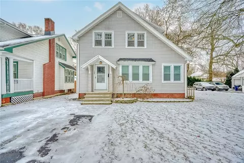 109 Legran Rd, Irondequoit, NY 14617