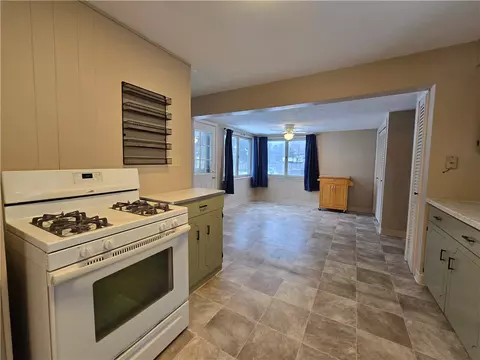 583 Adams Rd, Webster, NY 14580 photo 23