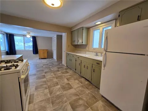 583 Adams Rd, Webster, NY 14580 photo 13
