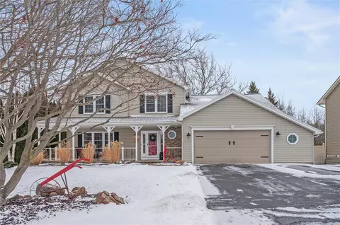 66 Blue Birch Dr, Greece, NY 14612