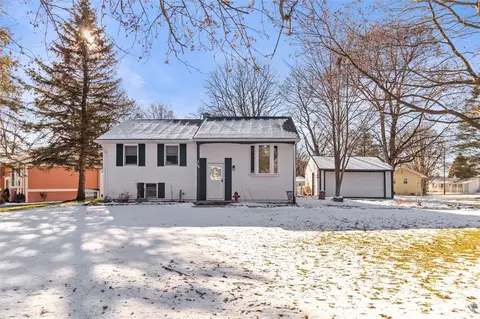 15 Winston Dr, Victor, NY 14564