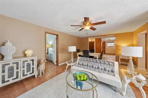 381 Washington Ave, Irondequoit, NY 14617 photo 7
