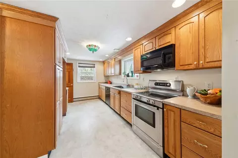 381 Washington Ave, Irondequoit, NY 14617 photo 13
