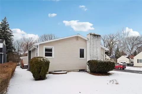 381 Washington Ave, Irondequoit, NY 14617 photo 34