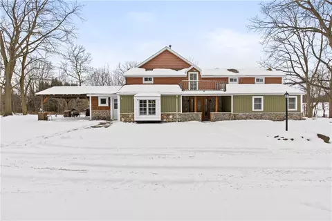 82 Bills Rd, Macedon, NY 14502