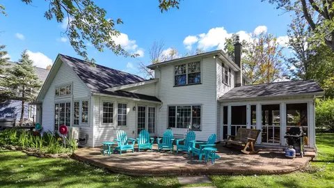 6002 Elm Park Dr, Richmond, NY 14471