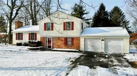 230 Bowerman Rd, Farmington, NY 14425