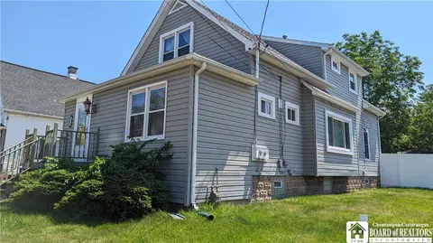 99 Bellwood Ave, West Seneca, NY 14224