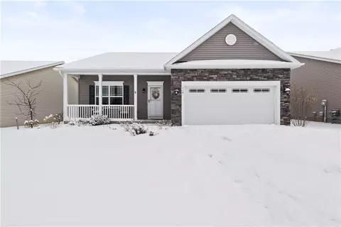 114 Falkirk Pl, Greece, NY 14612