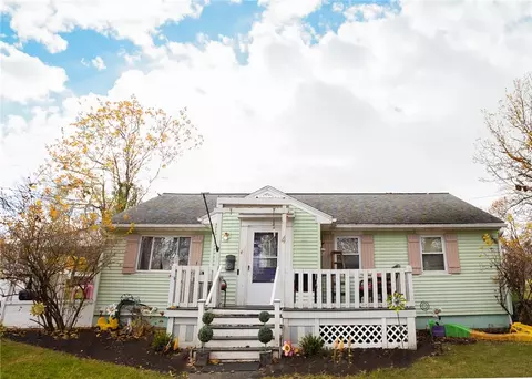 4 Maple St, Geneva, NY 14456