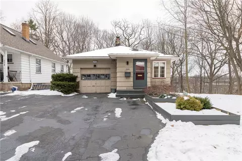 268 Maplewood Ave, Rochester, NY 14613