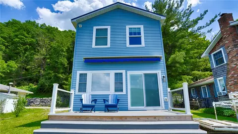 5170 Sunnyside Rd, Italy, NY 14507