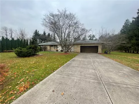 112 Bridge St, Seneca Falls, NY 13148