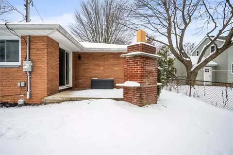 59 Woolacott Rd, Irondequoit, NY 14617 photo 43