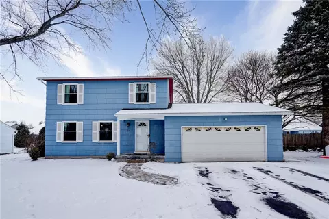 26 Cloverwood Dr, Sweden, NY 14420