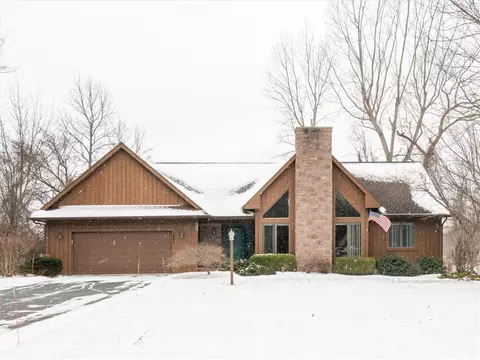 7687 Tamarack Ln, Ontario, NY 14519