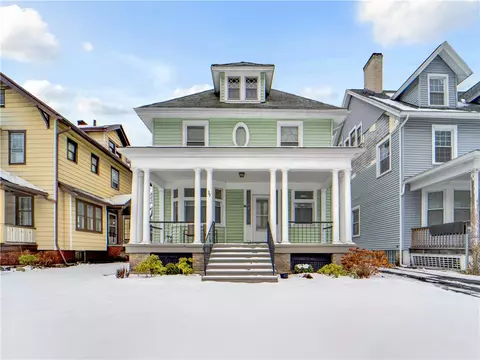 39 Warwick Ave, Rochester, NY 14611