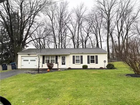 2790 Forest Hill Dr, Fleming, NY 13021