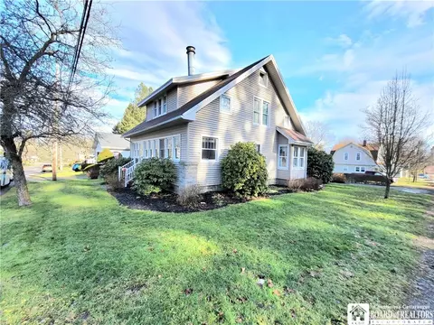 29 S Butts Ave, Ellicott, NY 14701