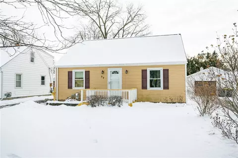 57 Bancroft Dr, Greece, NY 14616 photo 3