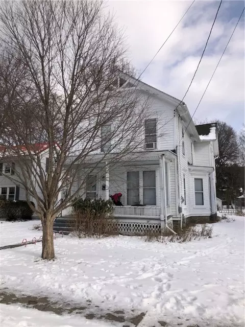 66 Maple St, Oneonta, NY 13820