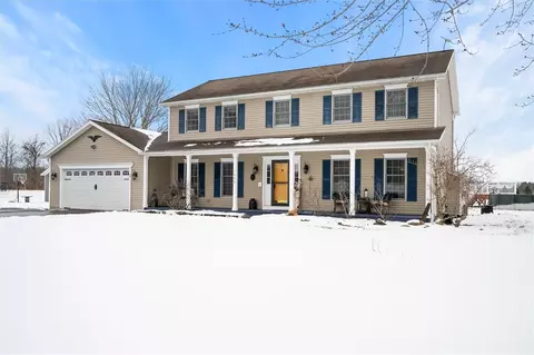 1638 Walworth Rd, Palmyra, NY 14522