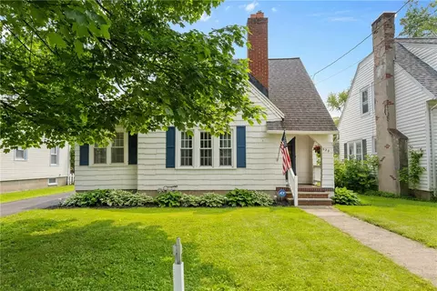 622 W Maple Ave, Arcadia, NY 14513