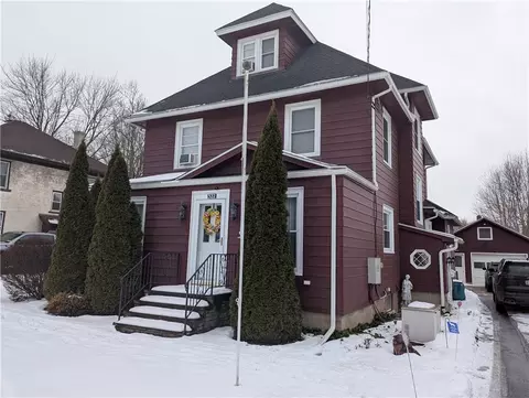 322 S Clinton St, Albion, NY 14411