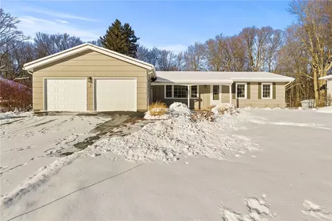 434 Brookwood Dr, Webster, NY 14580