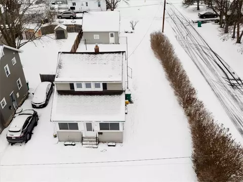69 Lodge Dr, Irondequoit, NY 14622 photo 7