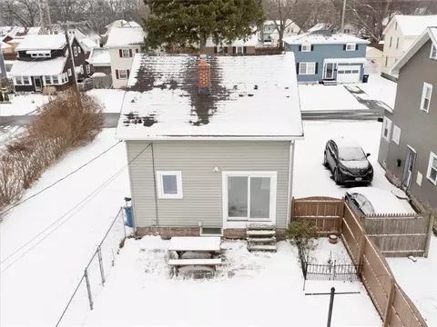 69 Lodge Dr, Irondequoit, NY 14622 photo 6