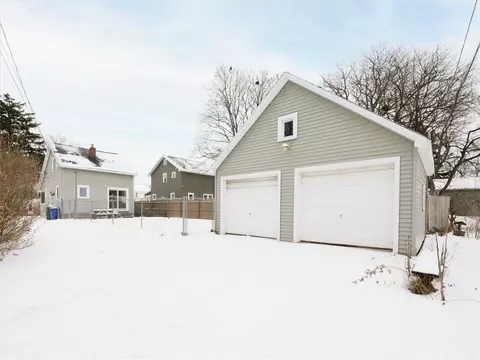 69 Lodge Dr, Irondequoit, NY 14622 photo 11
