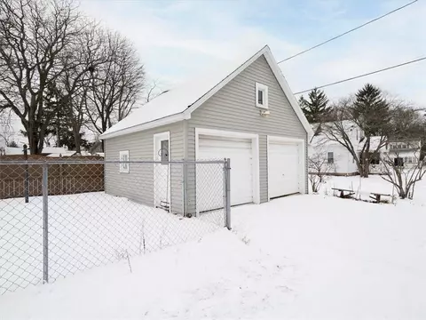 69 Lodge Dr, Irondequoit, NY 14622 photo 31