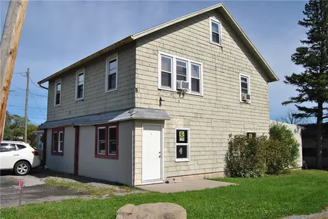 Exterior - 4355 Main St, Hemlock, NY 14466 photo 1 of 4